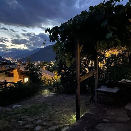 Apartament La Casa Di Martina Saint-Vincent Zewnętrze zdjęcie